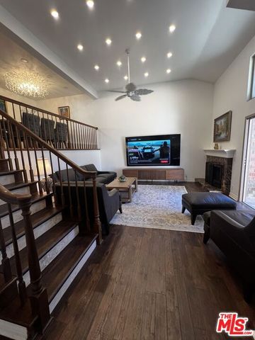 7825 Seaglen Drive, Huntington Beach, CA 92648