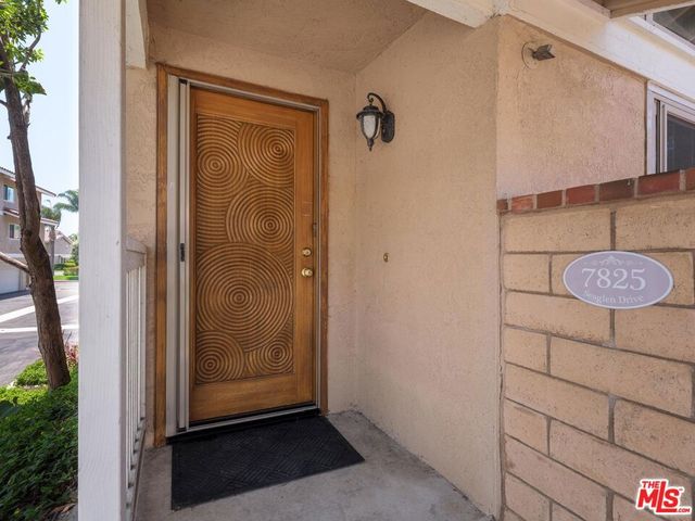 7825 Seaglen Drive, Huntington Beach, CA 92648