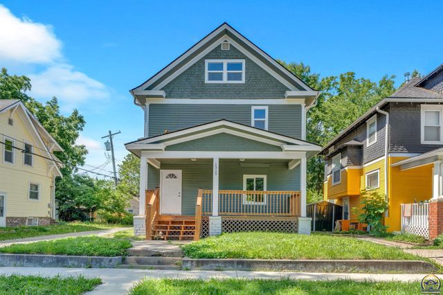 1315 SW 11th ST, Topeka, KS 66604