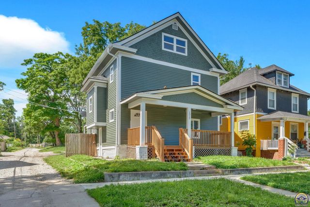 1315 SW 11th ST, Topeka, KS 66604