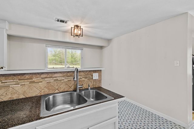 8420 Jacksonville Conway Road, Jacksonville, AR 72076