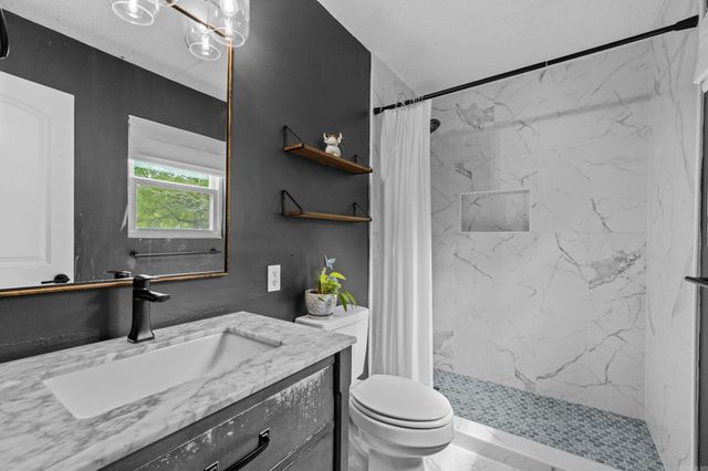 8420 Jacksonville Conway Road, Jacksonville, AR 72076