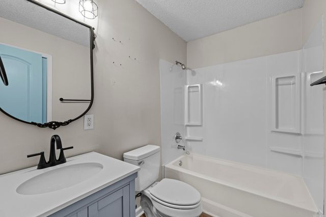 8420 Jacksonville Conway Road, Jacksonville, AR 72076