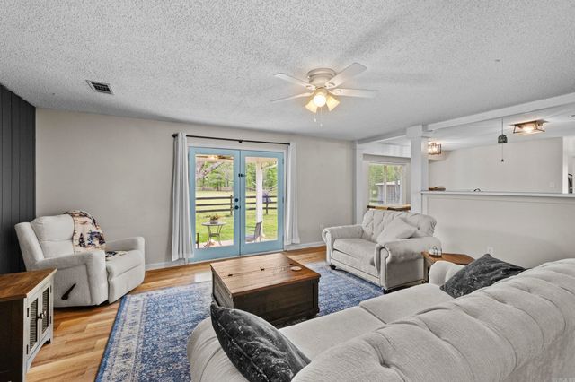 8420 Jacksonville Conway Road, Jacksonville, AR 72076