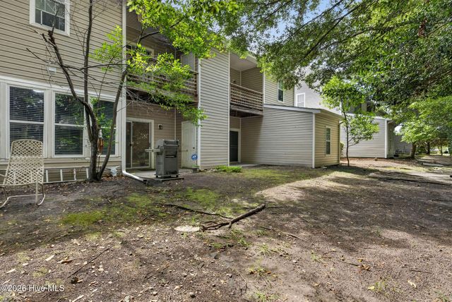 719 Bragg Drive Apt B, Wilmington, NC 28412