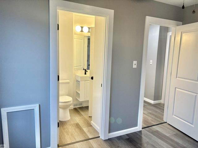 376 W Rowland Avenue, Madison Heights, MI 48071