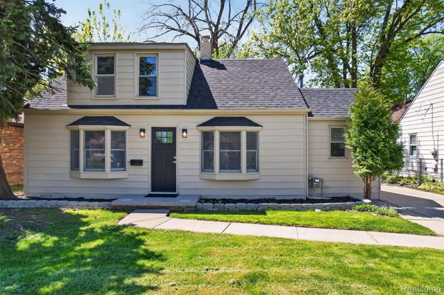 22606 Liberty Street, St. Clair Shores, MI 48080