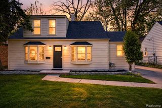 22606 Liberty Street, St. Clair Shores, MI 48080