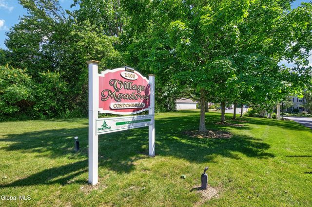 1200 Hillside Avenue APT 702, Niskayuna, NY 12309