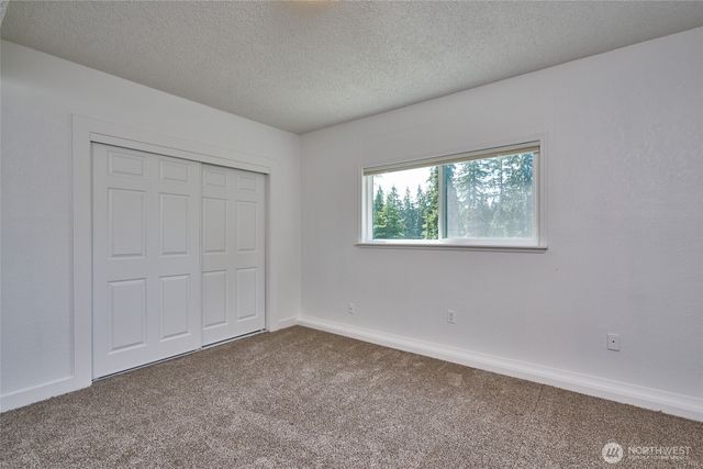 31925 36th Avenue SW, Federal Way, WA 98023