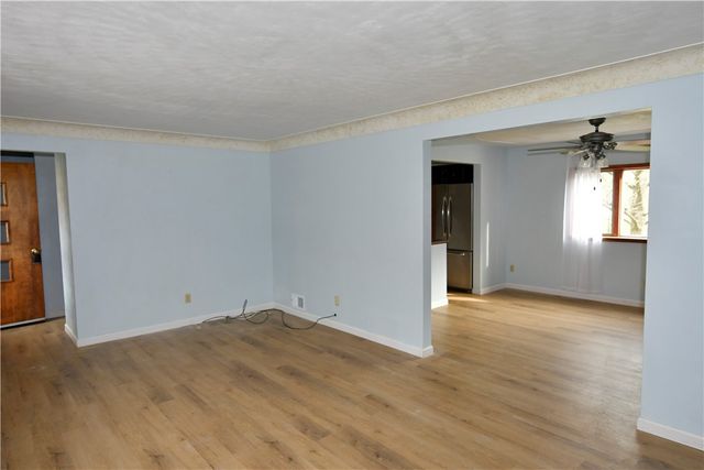 314 Pointview Rd, Brentwood, PA 15227