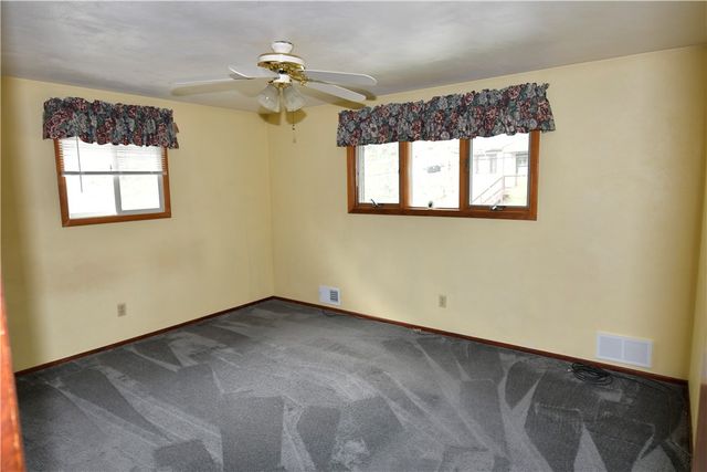 314 Pointview Rd, Brentwood, PA 15227