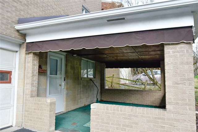 314 Pointview Rd, Brentwood, PA 15227