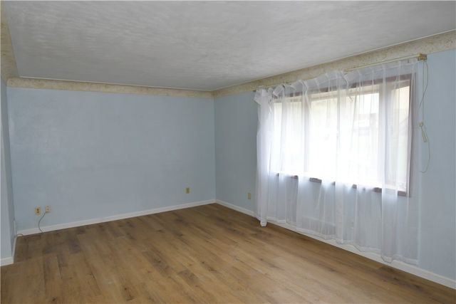 314 Pointview Rd, Brentwood, PA 15227