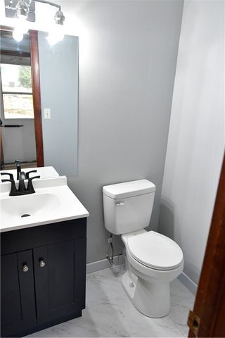 314 Pointview Rd, Brentwood, PA 15227