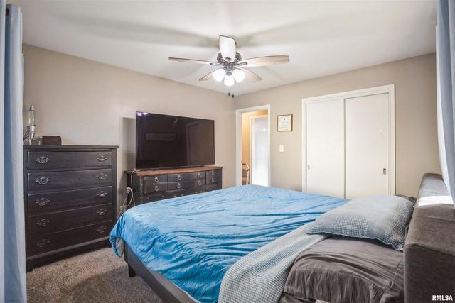 824 9TH Avenue, Fulton, IL 61252