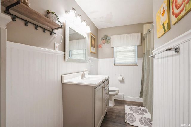 824 9TH Avenue, Fulton, IL 61252