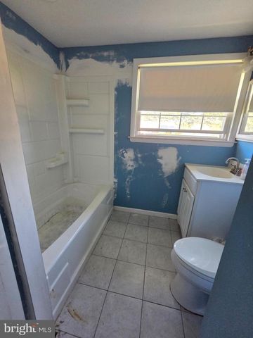 2655 WEIR RD, Aston, PA 19014