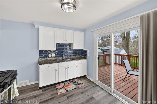 18441 Poinciana, Redford Charter Township, MI 48240