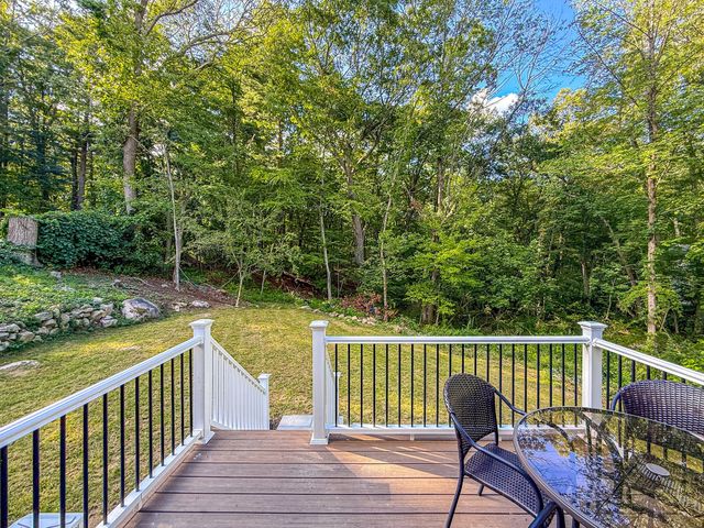 107 Olive St, Ashland, MA 01721