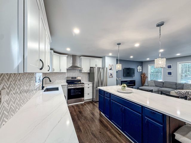 107 Olive St, Ashland, MA 01721