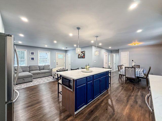 107 Olive St, Ashland, MA 01721