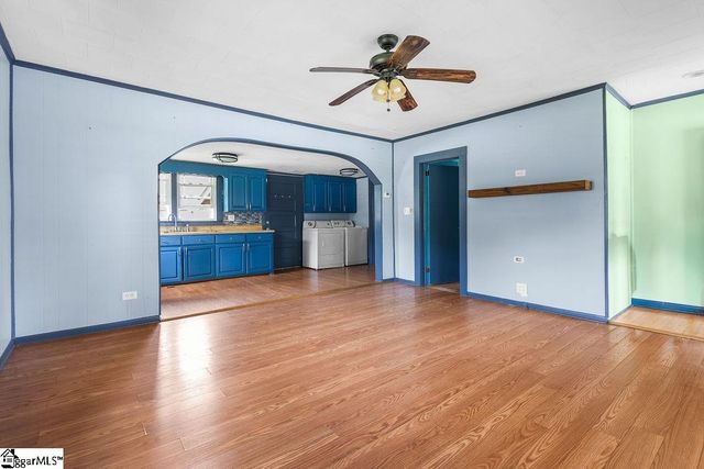 6 Lyman Street, Pelzer, SC 29669