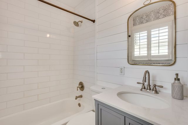 5608 Odom Avenue, Fort Worth, TX 76114