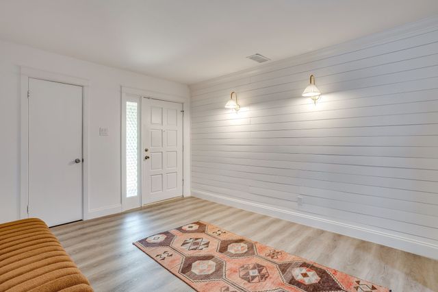 5608 Odom Avenue, Fort Worth, TX 76114