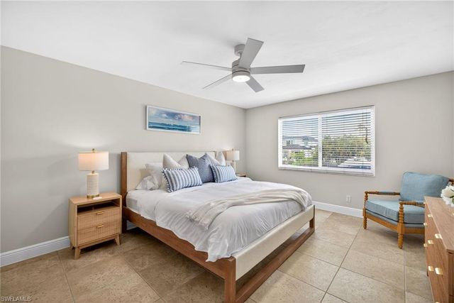 1550 Gulf Shore BLVD N E6, Naples, FL 34102