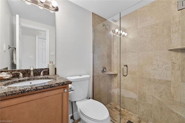 1550 Gulf Shore BLVD N E6, Naples, FL 34102