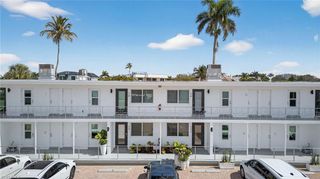 1550 Gulf Shore BLVD N E6, Naples, FL 34102