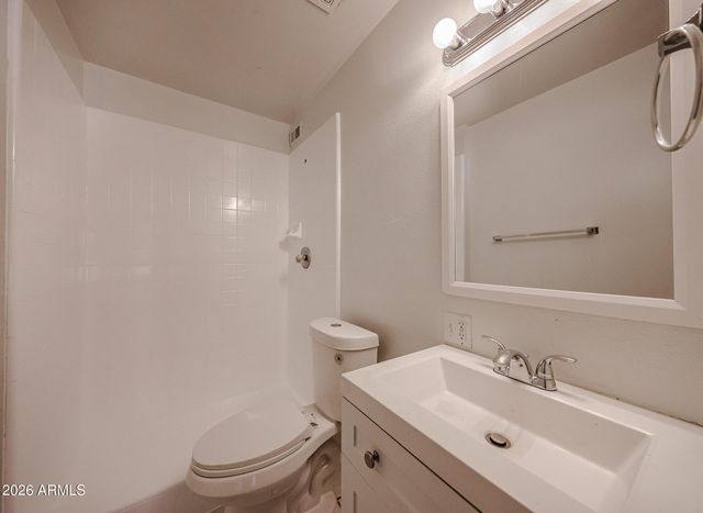 2226 W HEATHERBRAE Drive 1, Phoenix, AZ 85015