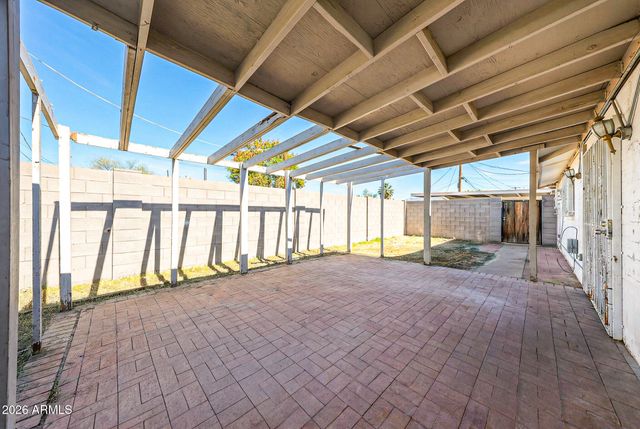 2226 W HEATHERBRAE Drive 1, Phoenix, AZ 85015