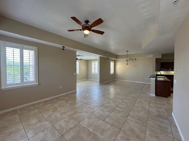 606 WELLS COURT 302, Clearwater, FL 33756