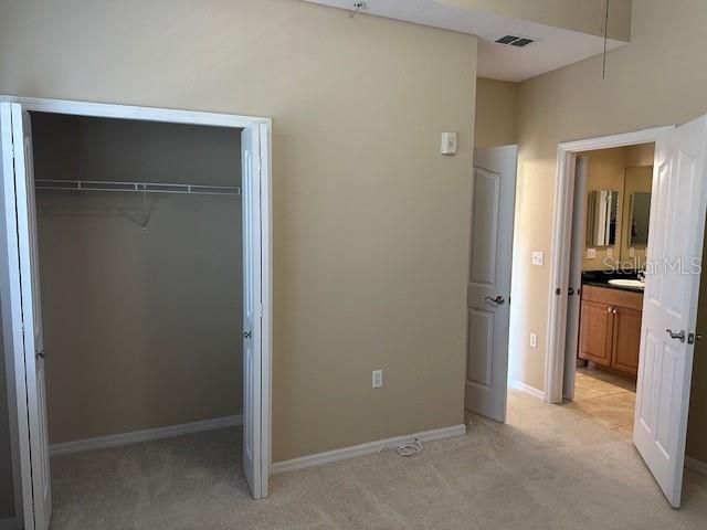 606 WELLS COURT 302, Clearwater, FL 33756