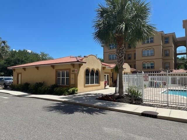 606 WELLS COURT 302, Clearwater, FL 33756