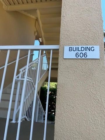 606 WELLS COURT 302, Clearwater, FL 33756