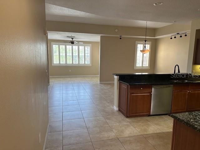 606 WELLS COURT 302, Clearwater, FL 33756