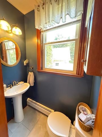 158 Main St, Millville, MA 01529