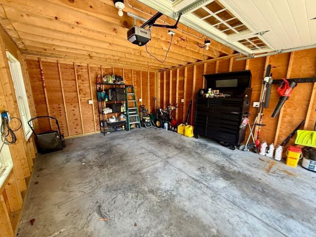158 Main St, Millville, MA 01529