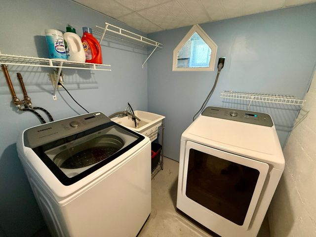 158 Main St, Millville, MA 01529