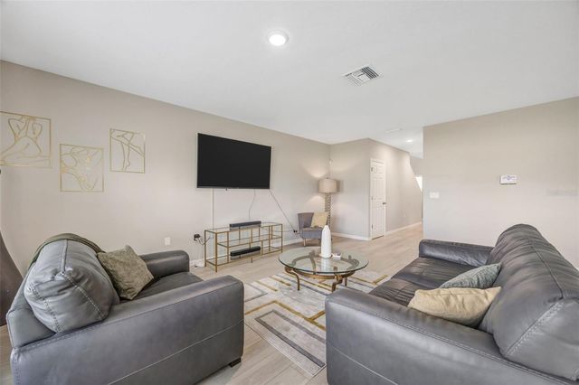 7571 FREESIA TRACE, Wesley Chapel, FL 33545
