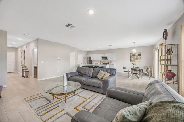 7571 FREESIA TRACE, Wesley Chapel, FL 33545
