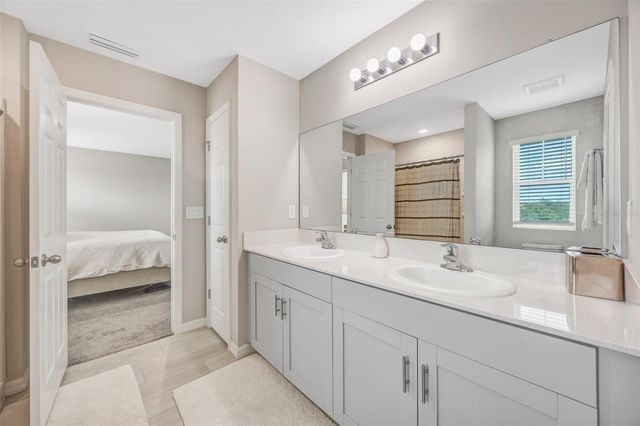 7571 FREESIA TRACE, Wesley Chapel, FL 33545