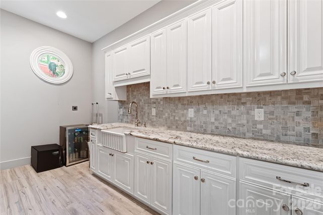 5511 Carmel Road, Charlotte, NC 28226
