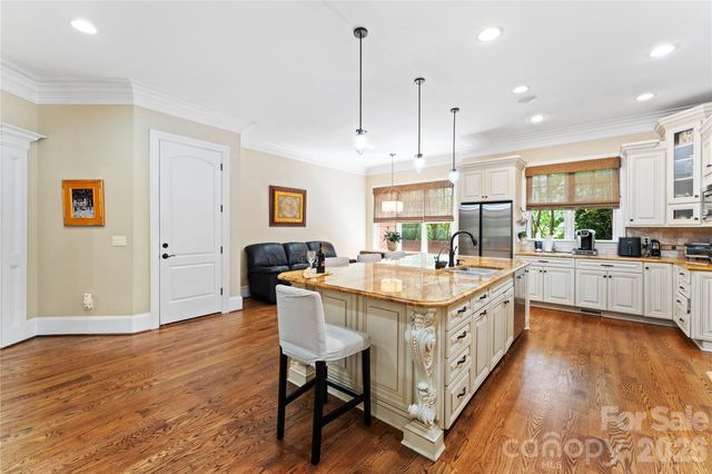 5511 Carmel Road, Charlotte, NC 28226