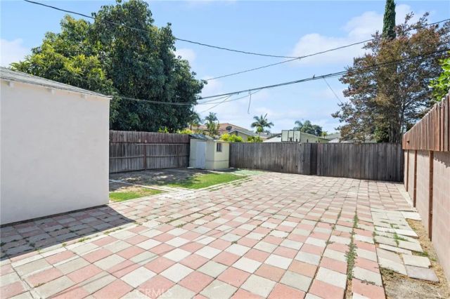 4020 Josephine, Lynwood, CA 90262