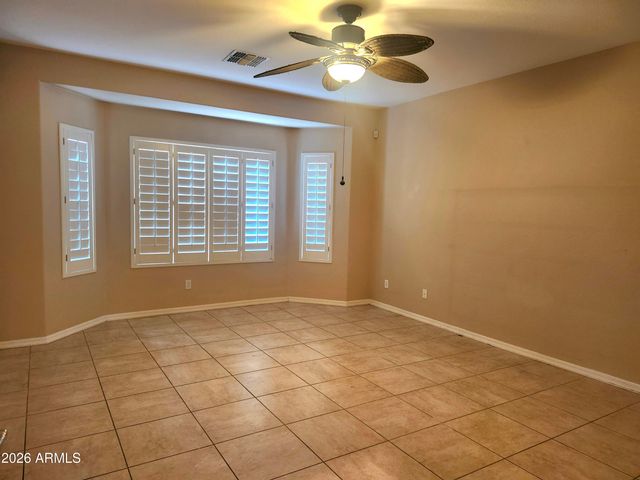5205 W MOLLY Lane, Phoenix, AZ 85083