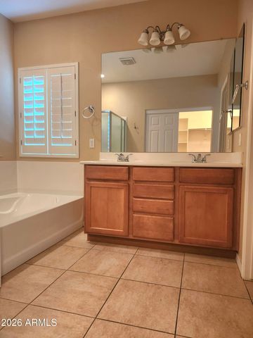 5205 W MOLLY Lane, Phoenix, AZ 85083